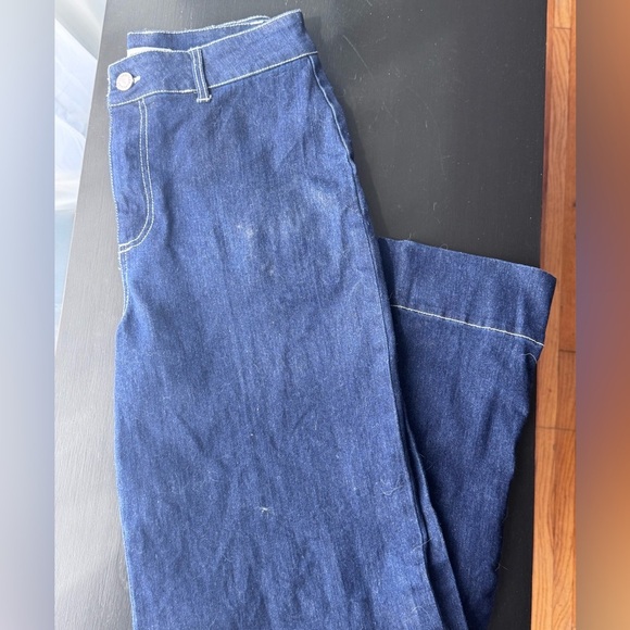 High Waist Wide Leg Patch Pocket Jeans
Avec Les Filles Dark Blue Denim J… - Picture 2 of 6